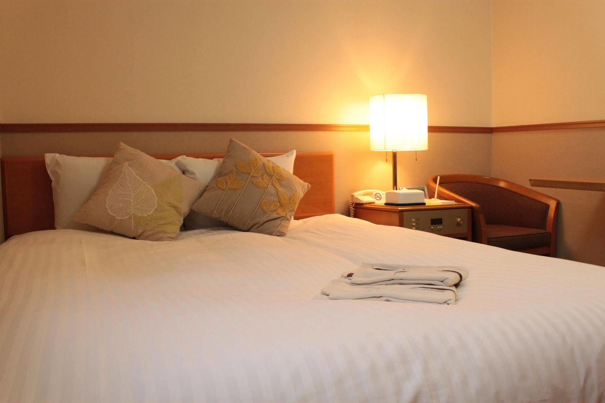 Smile Hotel אטסוגי מראה חיצוני תמונה